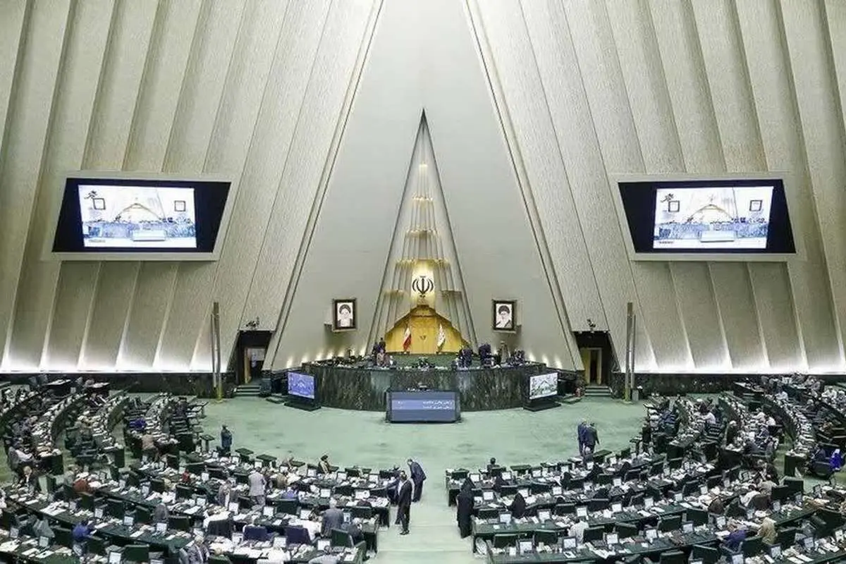 جمع آوری امضاء از نمایندگان مجلس برای فیلتر ماندن اینترنت