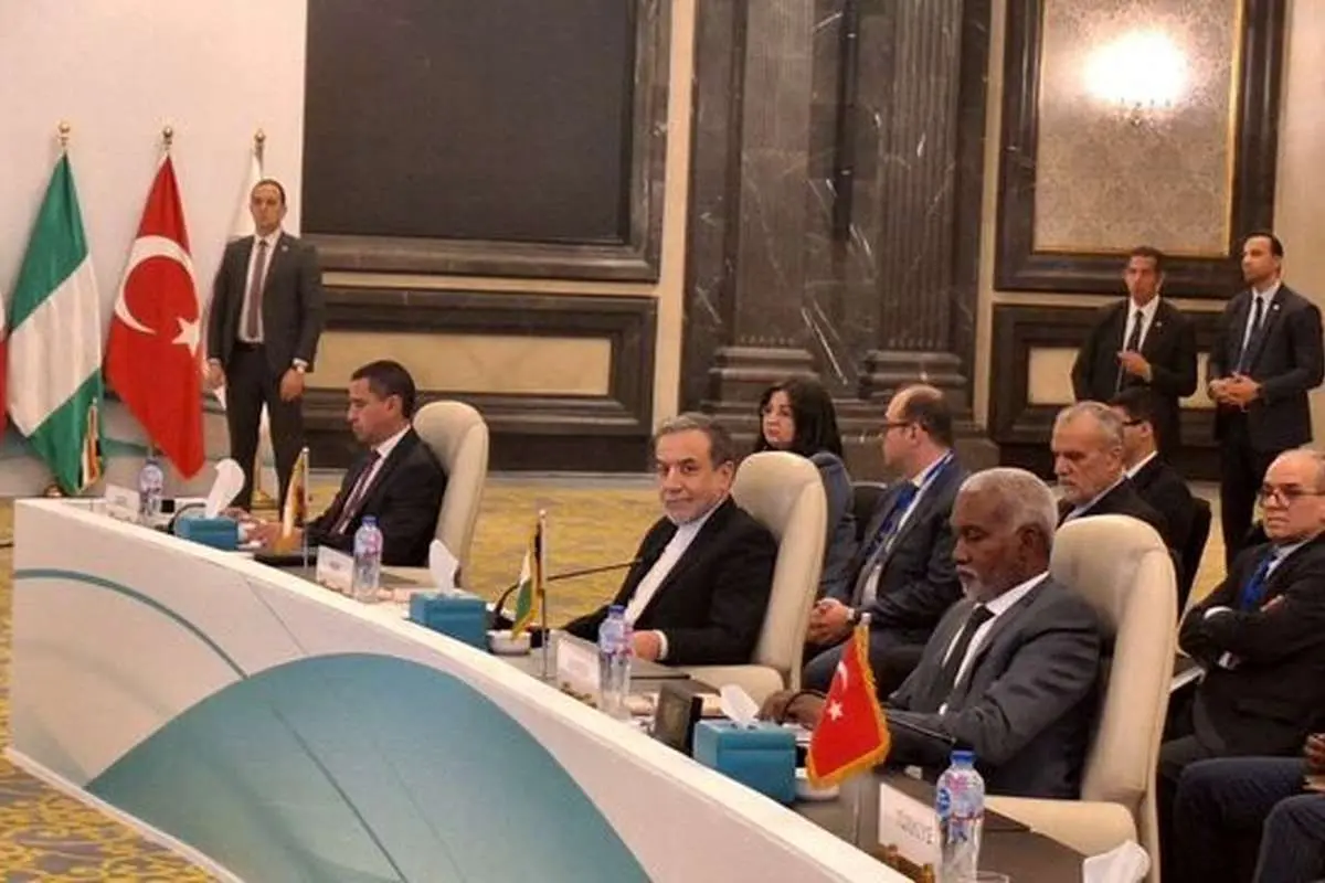 (ویدئو) نشست وزیران خارجه دی۸ با حضور عراقچی