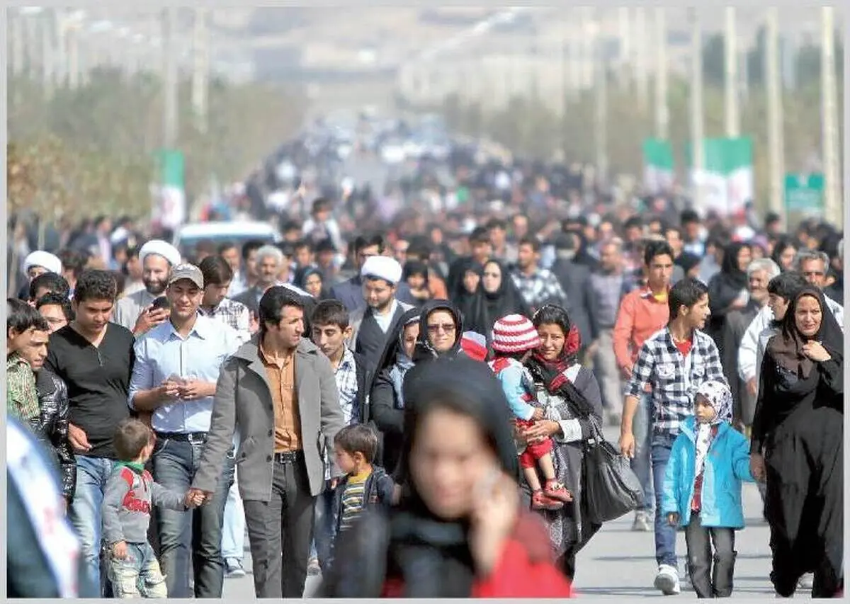 جامعه پُرمسئله؛ به‌جای سرمه کشیدن به چشم، بدترش می‌کنند