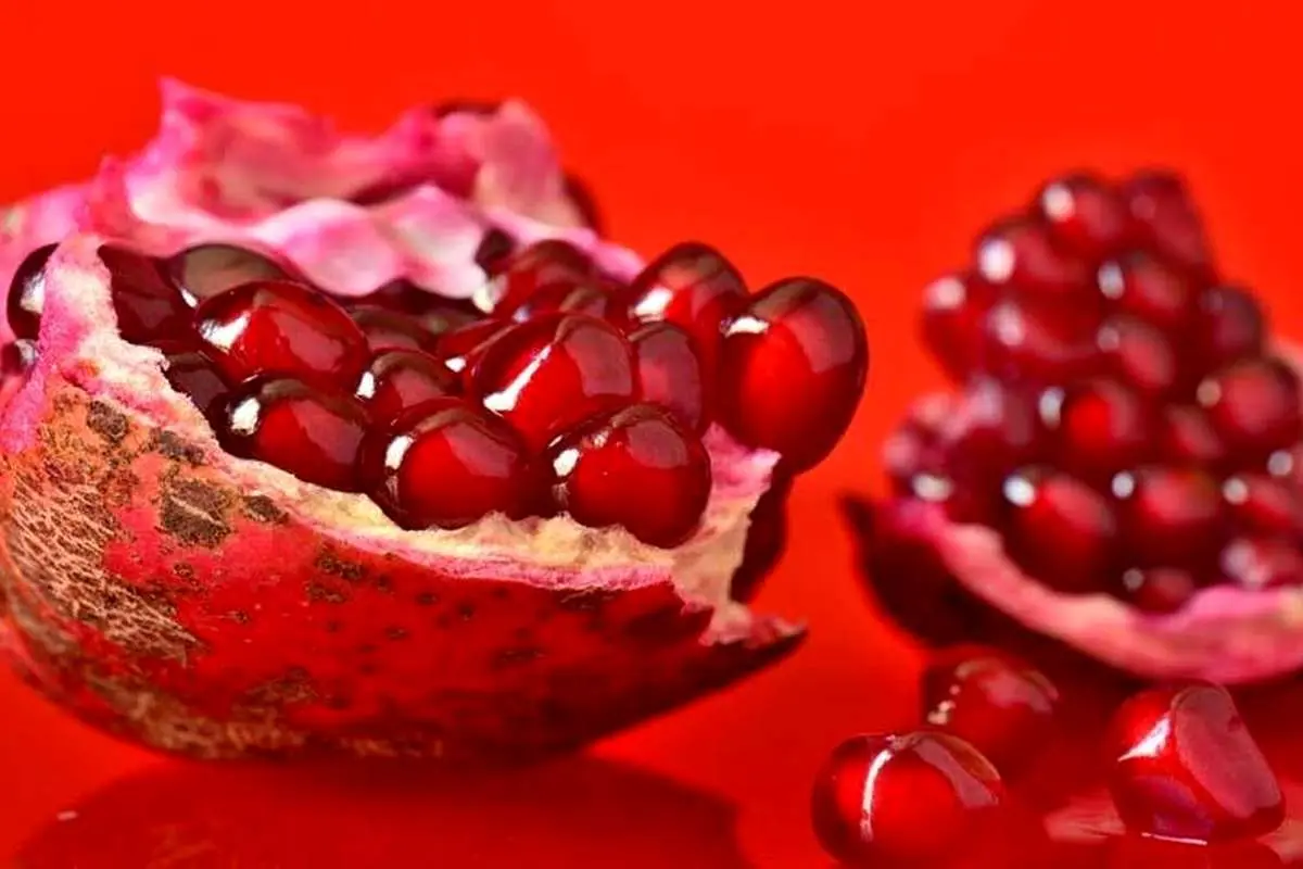 پیام تبریک عاشقانه شب یلدا ۱۴۰۳