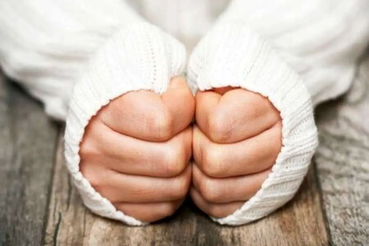 دست و پای سرد نشانه کمبود کدام ویتامین است؟