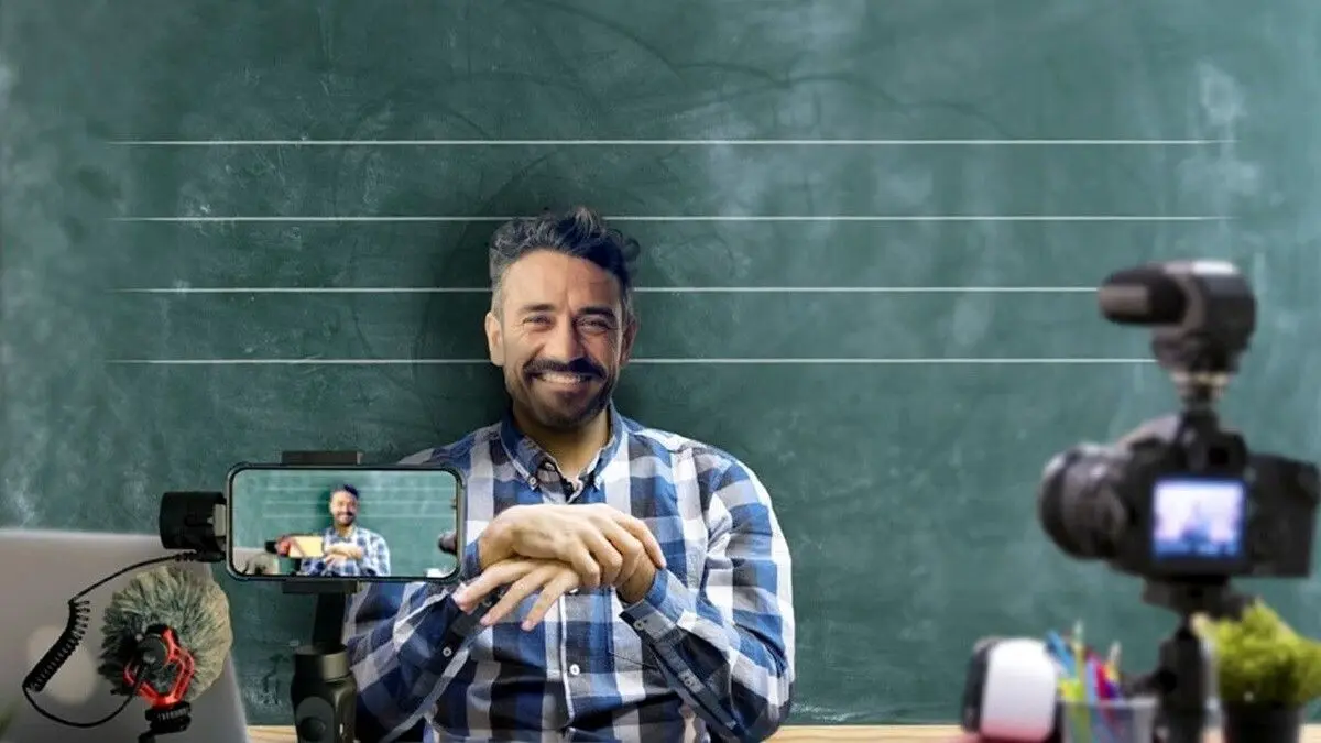 معلم بلاگری مجازات دارد؟