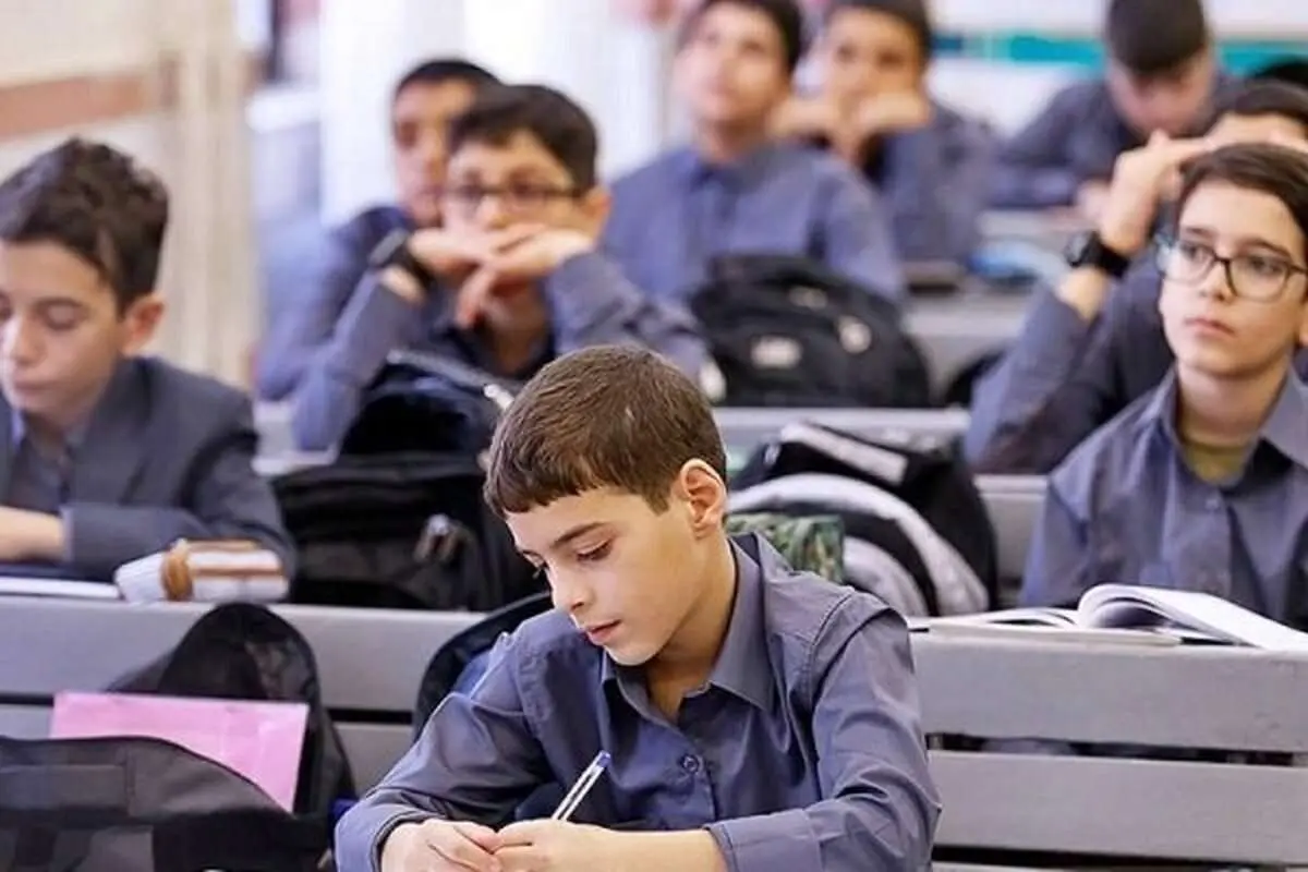 واکنش جالب آموزش و پرورش به معدل ۱۰ دانشآموزان: بحرانی نیست!