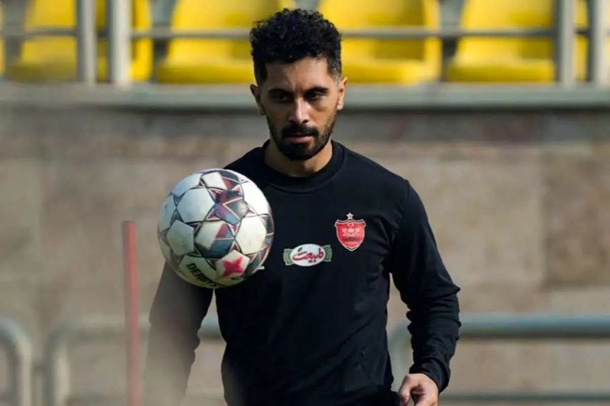کاپیتان پا به توپ شد، پرسپولیس خندید!