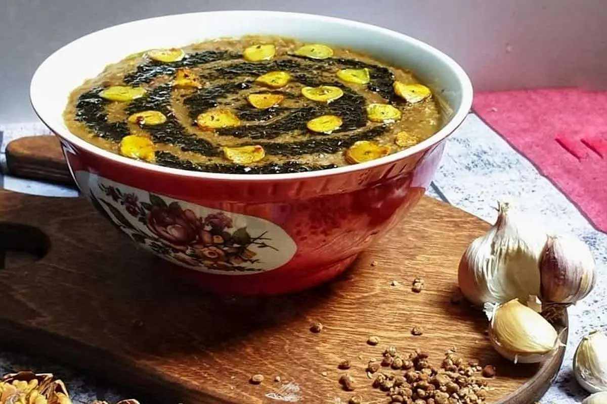 طرز تهیه آش گردو؛ آش خوشمزه و مقوی برای روز‌های سرد زمستان