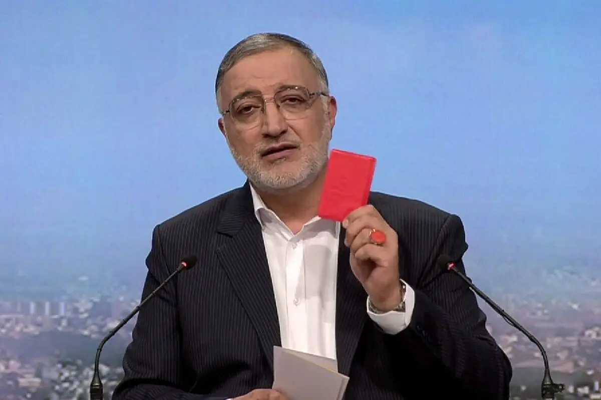 آقای شهردار تهران! ترافیک و آلودگی هوا نفس مردم را بریده؛ به خودت، نمره خوب می‌دهی؟!