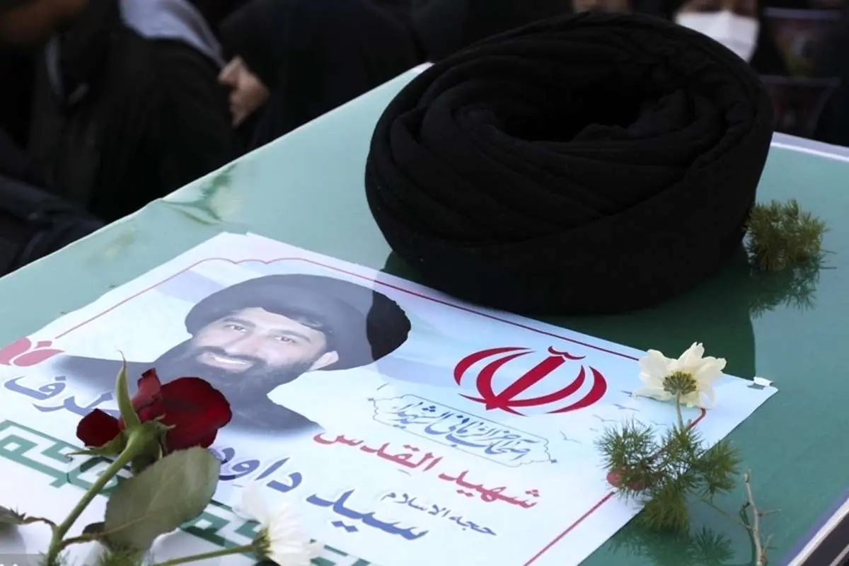 (تصاویر) تشییع پیکر «داود بی‌طرف»  کارمند سفارت ایران در سوریه