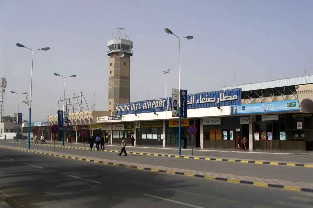 (ویدئو) تخریب فرودگاه صنعا پس از حمله اسرائیل