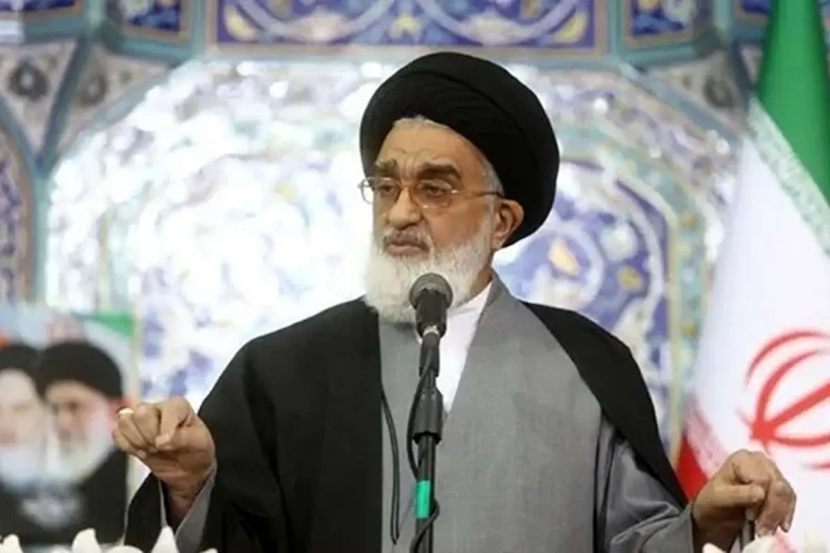 امام جمعه قم: فقدان آیتالله مصباح، این روزها خودش را نشان میدهد