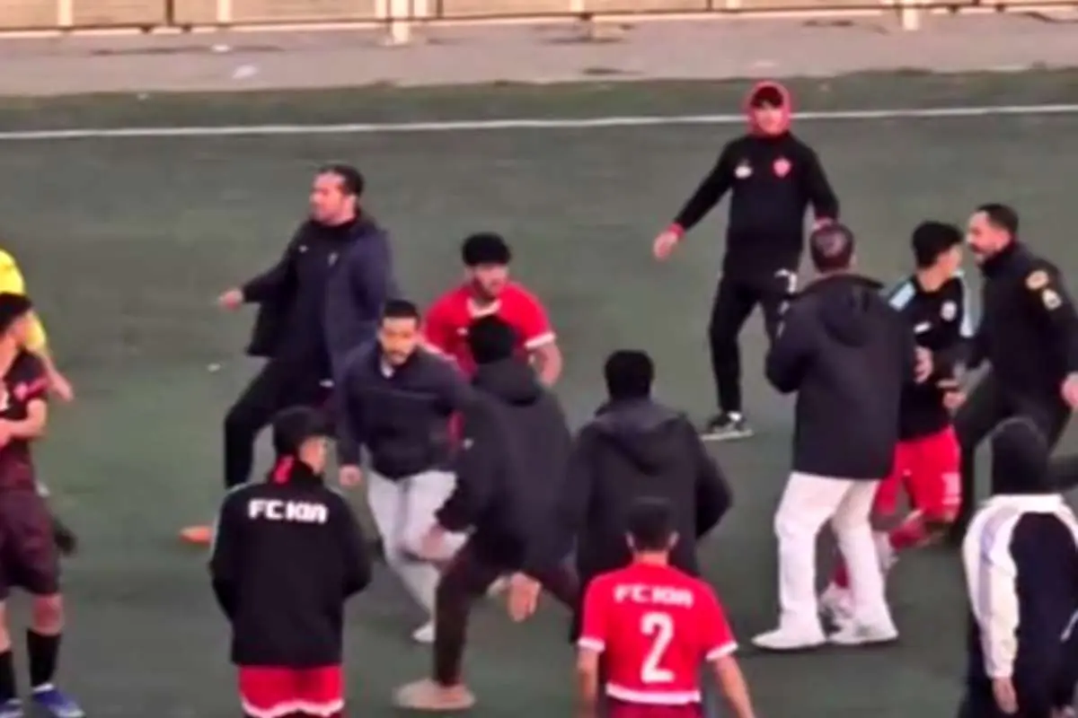 واکنش هیئت فوتبال به نزاع دستهجمعی در بازی پرسپولیس-کیا؛ مماشات نمیکنیم!