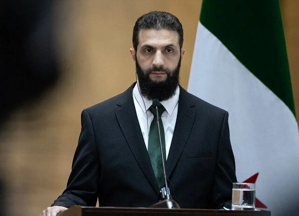 (عکس) اسلحه کمری جولانی در دیدار رسمی؟
