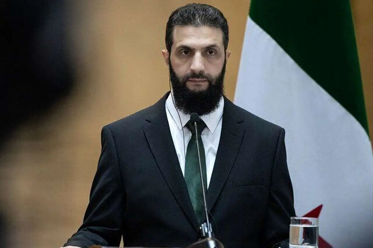 (عکس) اسلحه کمری جولانی در دیدار رسمی؟
