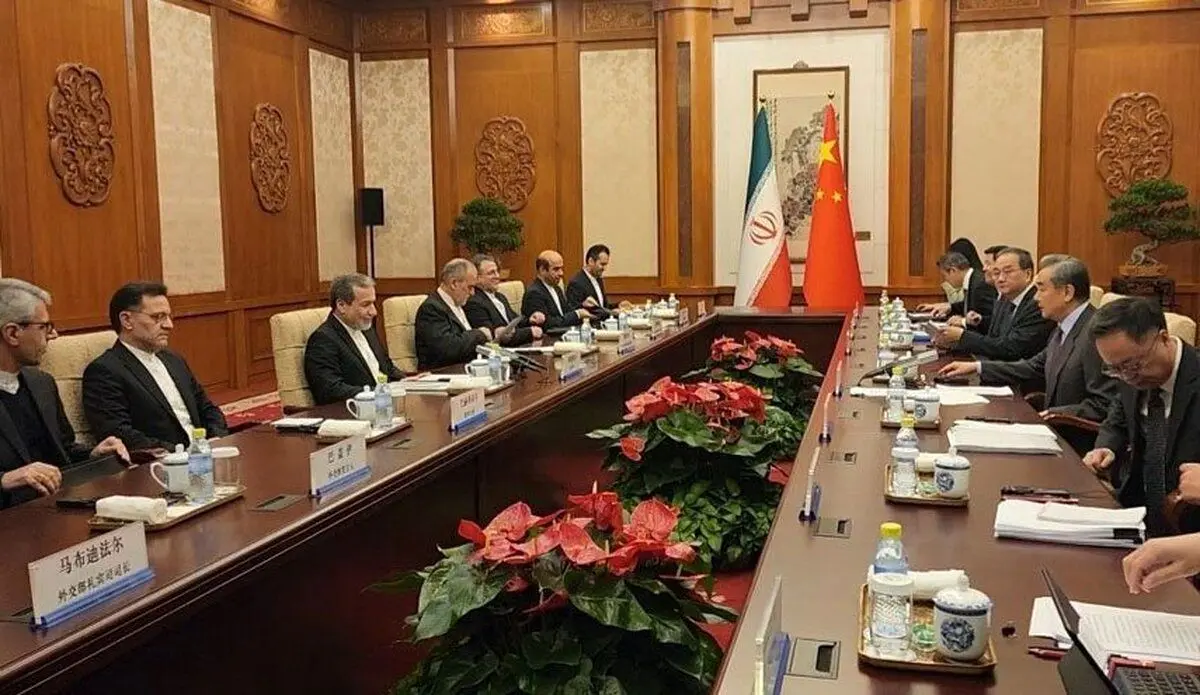 (ویدئو)  رایزنی عراقچی با وزیرخارجه چین در پکن