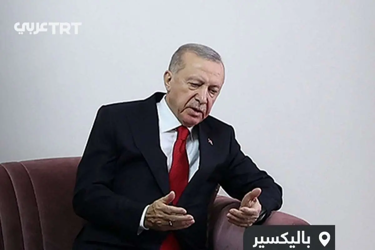 (ویدئو) قرآن خوانی اردوغان در مراسم ترحیم