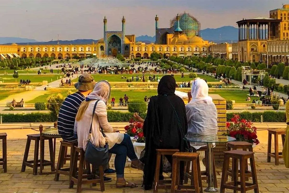 (ویدیو) ورود سالانه ۶ میلیون گردشگر به ایران دروغ از آب درآمد