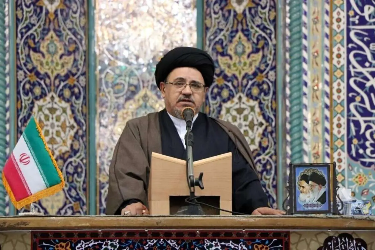 این نماینده مجلس خبرگان شاگرد آیتالله جوادی آملی بود