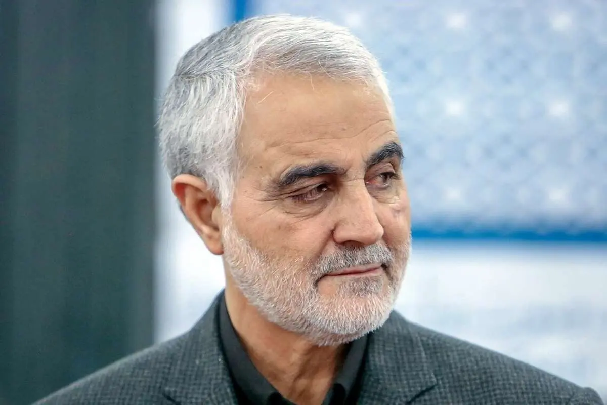 (ویدئو) تصاویر کمتر دیدهشده از سردار قاسم در جلسات توجیهی فرماندهان جنگ