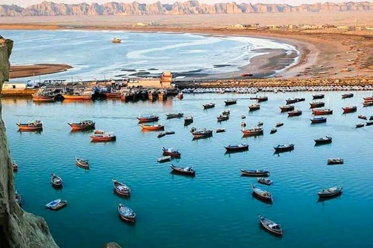 ماجرای ساخت یک دیوار ۳ هزار متری در ساحل کنارک