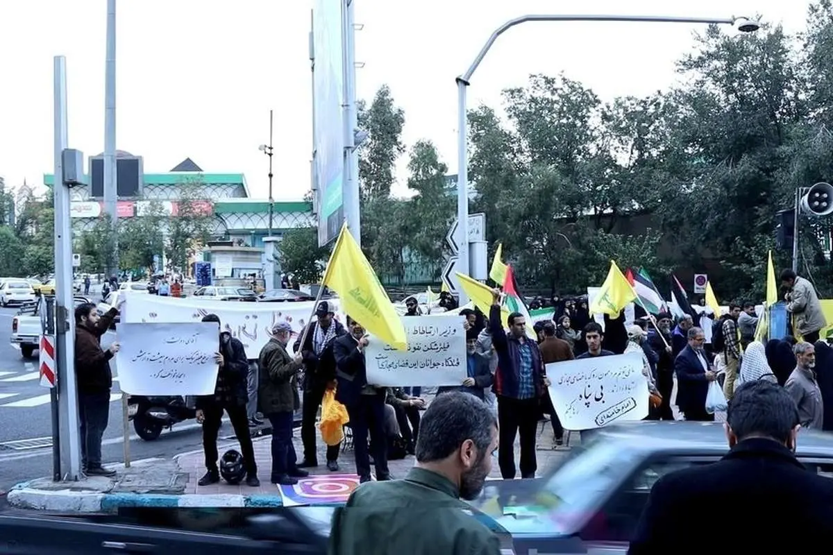 مردم را برای رفع فیلترینگ ۵ماه معطل کردند آخر هم یک تصمیم نصفه و نیمه گرفتند؛ مخالفان...