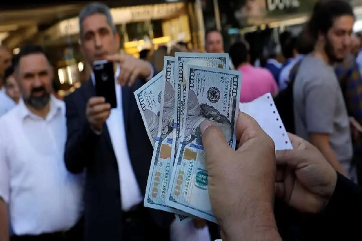 قیمت دلار در صورت اصلاح تا نیمه کریدور هفتم عقبنشینی میکند