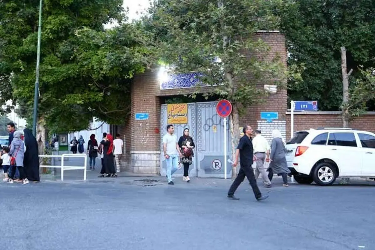 اسامی قاجار از خیابانهای تهران جمع شد
