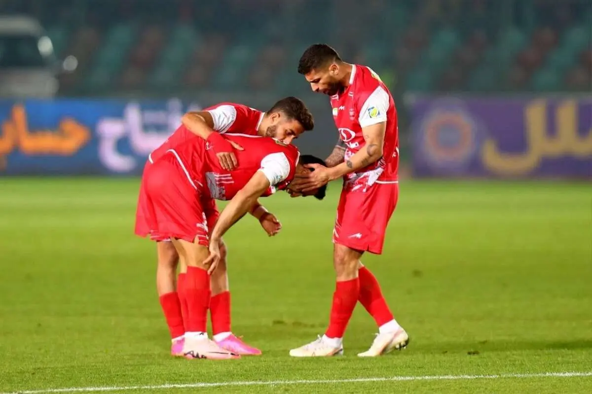 پرسپولیسیها به خاطر اشکهای علیپور برای او سنگ تمام بگذارند
