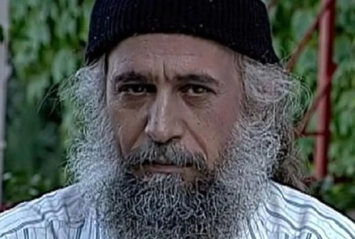 (عکس) «مش رحمان» ۲۳ سال بعد سریال خط قرمز در ۶۳ سالگی