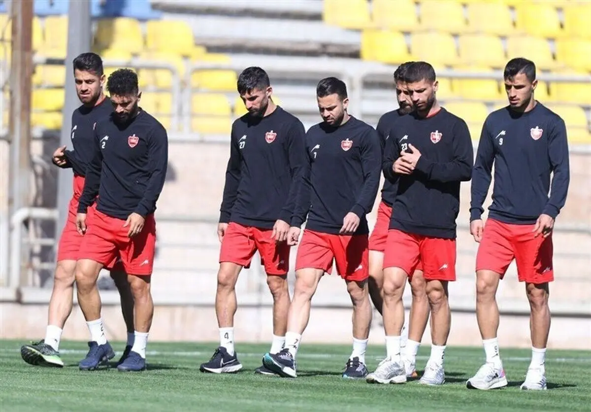 کریم پرسپولیسی‌ها را به تعطیلات فرستاد