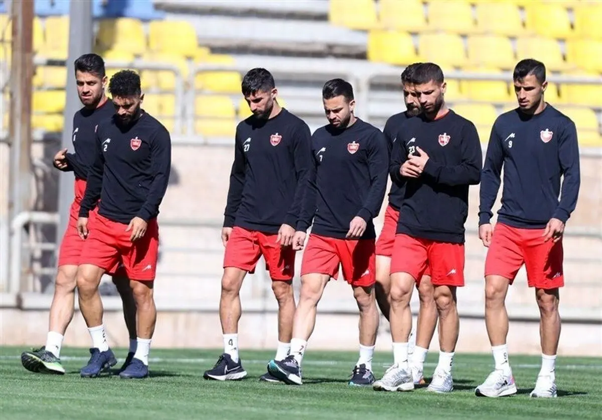 کریم پرسپولیسی‌ها را به تعطیلات فرستاد