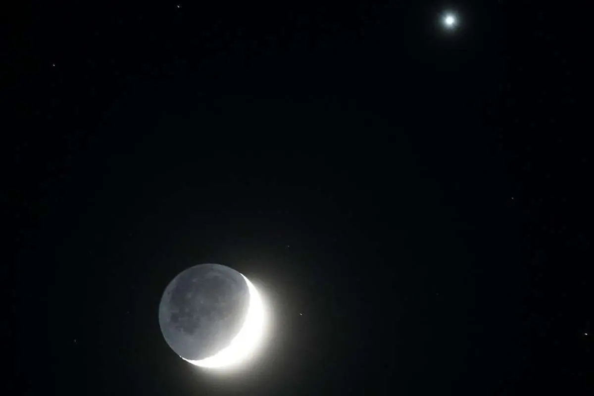 (تصاویر) دیدار نادر زهره و ماه در آسمان شب چشم‌ها را روشن کرد