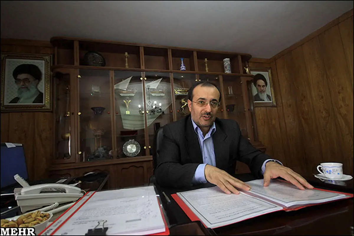 وزارتخانه های بازرگانی و صنایع ادغام می شوند(1)