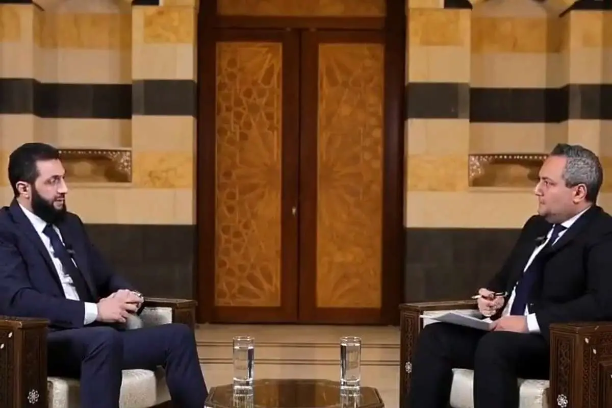 (ویدئو) ادعای جولانی: منطقه در آستانه جنگی بزرگ بود؛ ما جلوی حمله ایران به اسرائیل را گرفتیم!