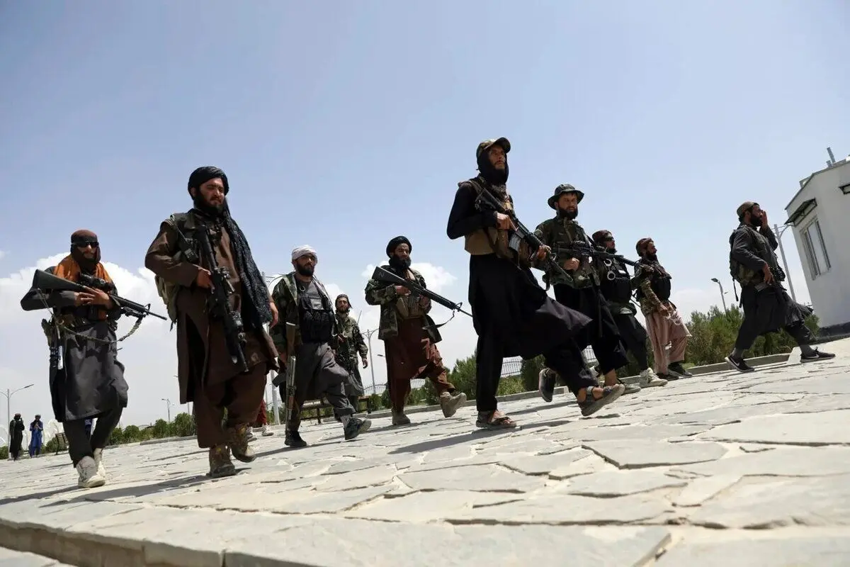 (ویدئو) قشون‌کشی طالبان به مناطق مرزی پاکستان