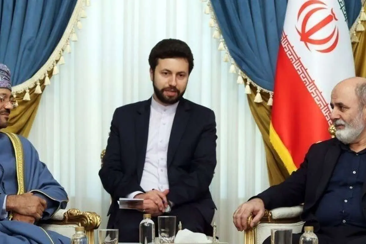 وزیر خارجه عمان با نماینده رهبر انقلاب دیدار و گفتگو کرد