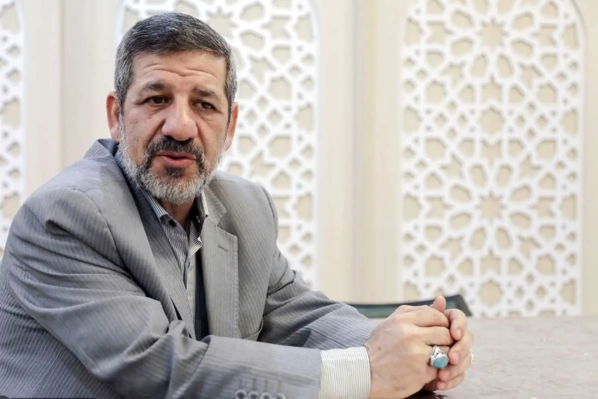 ۶۰ میلیارد دلار اسکناس در خانه‌ها نگهداری می‌شود؛ مردم به بانک‌ها اعتماد ندارند