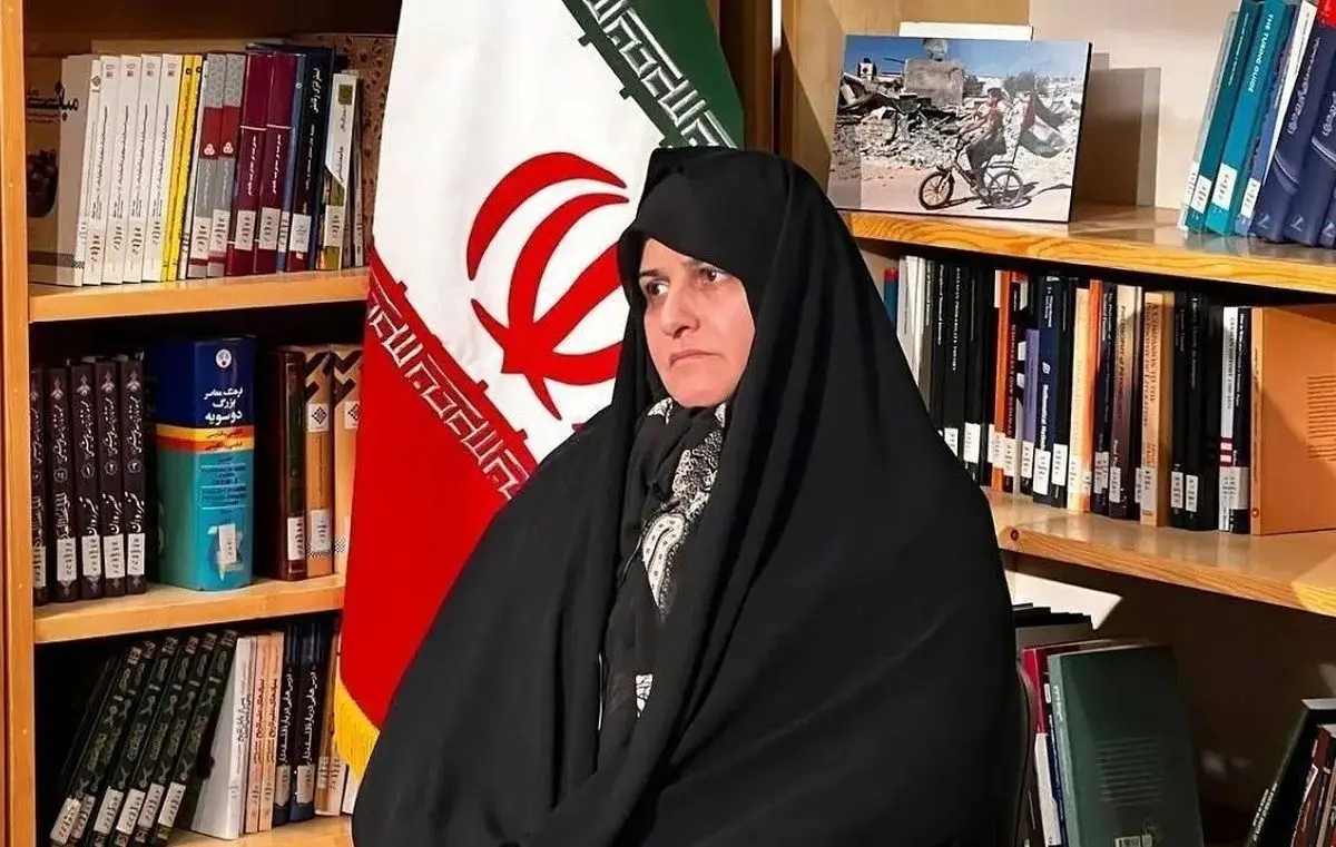 (تصاویر) جمیله علم‌الهدی دیپلم افتخار گرفت