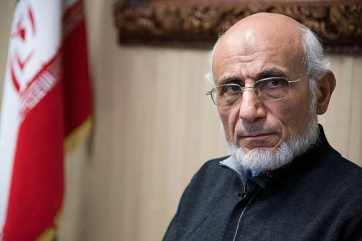 عکسی از تیپ زمستانی میرسلیم با کلاه؛ تاجگردون همنشین سعید جلیلی شد