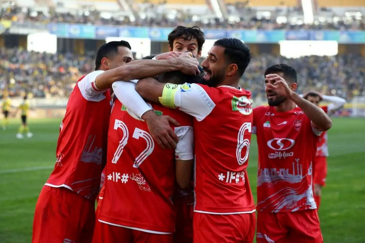 واکنش اسپانسر پرسپولیس به حمایت مالی از تراکتور و ملوان