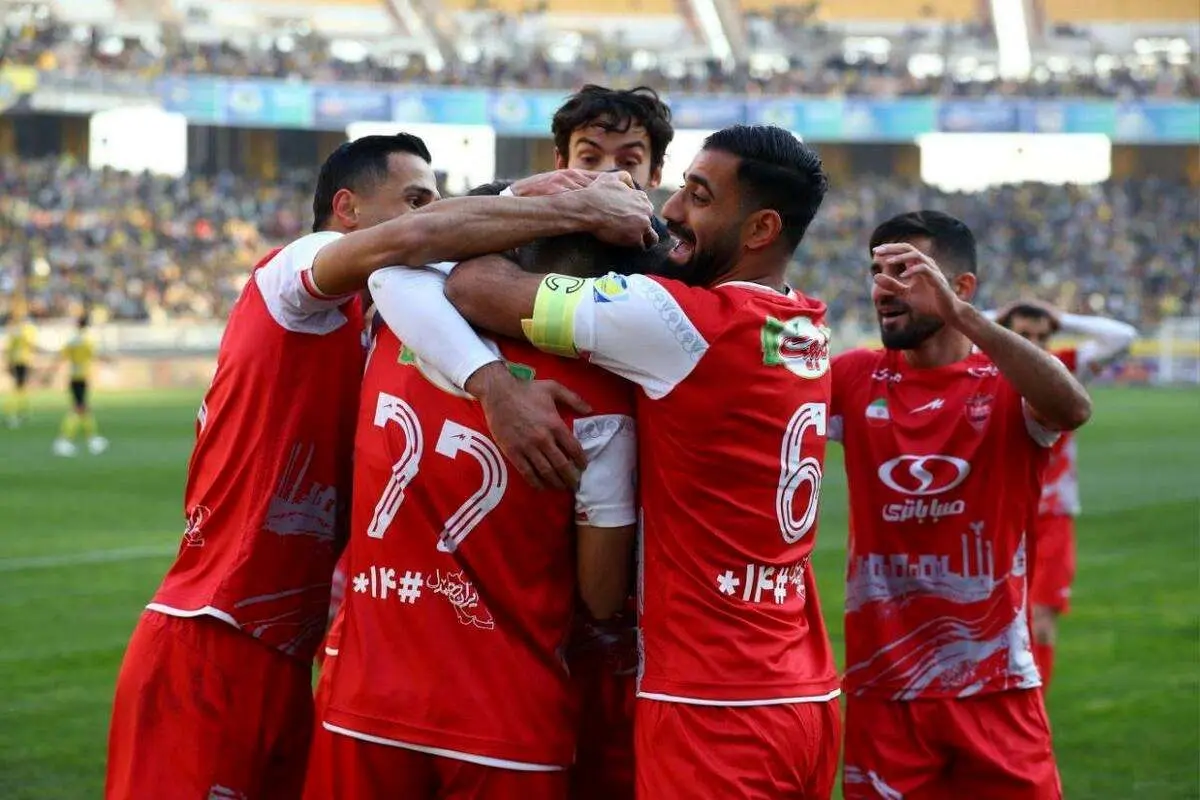 واکنش اسپانسر پرسپولیس به حمایت مالی از تراکتور و ملوان