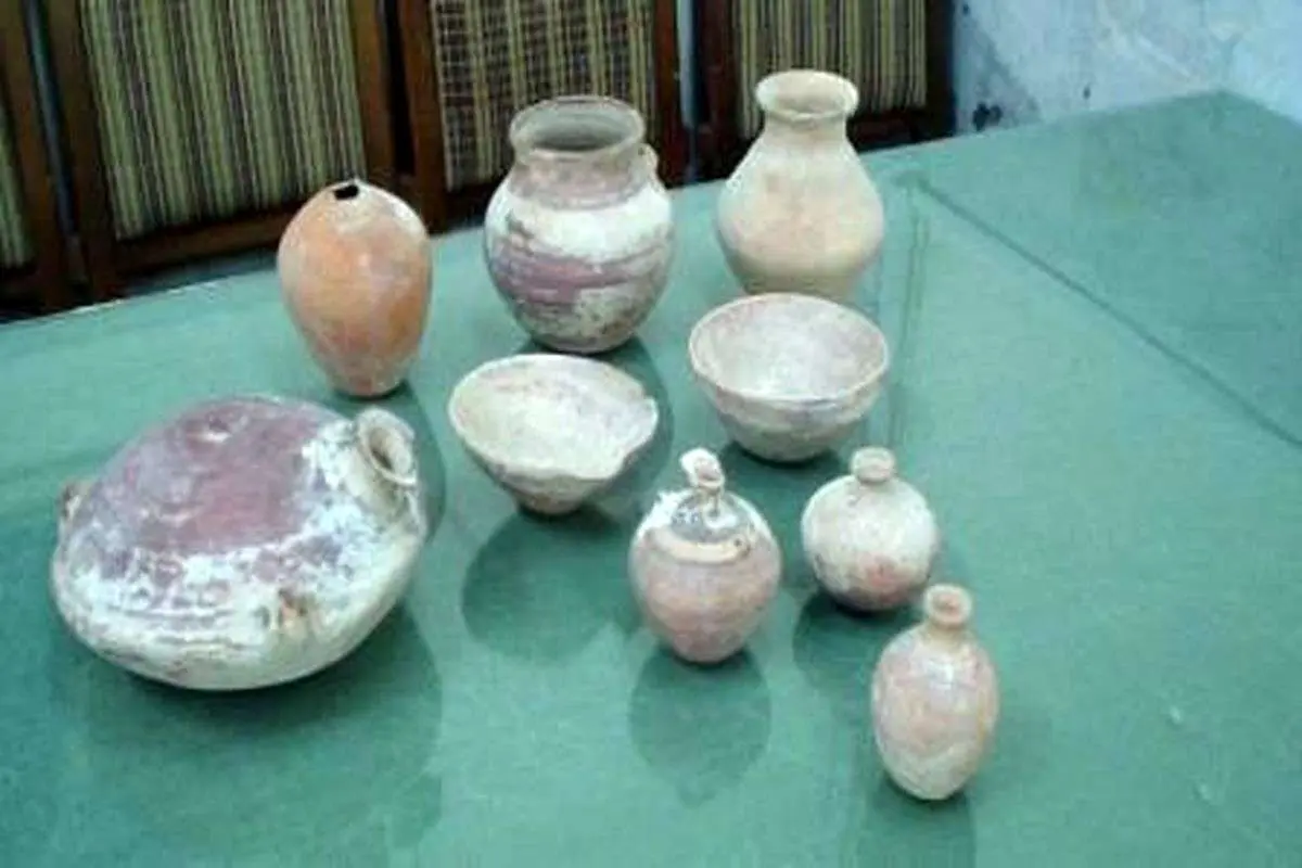 (عکس) کشف کوزه قرن سیزدهمی؛ مزین به رباعی معروف خیام