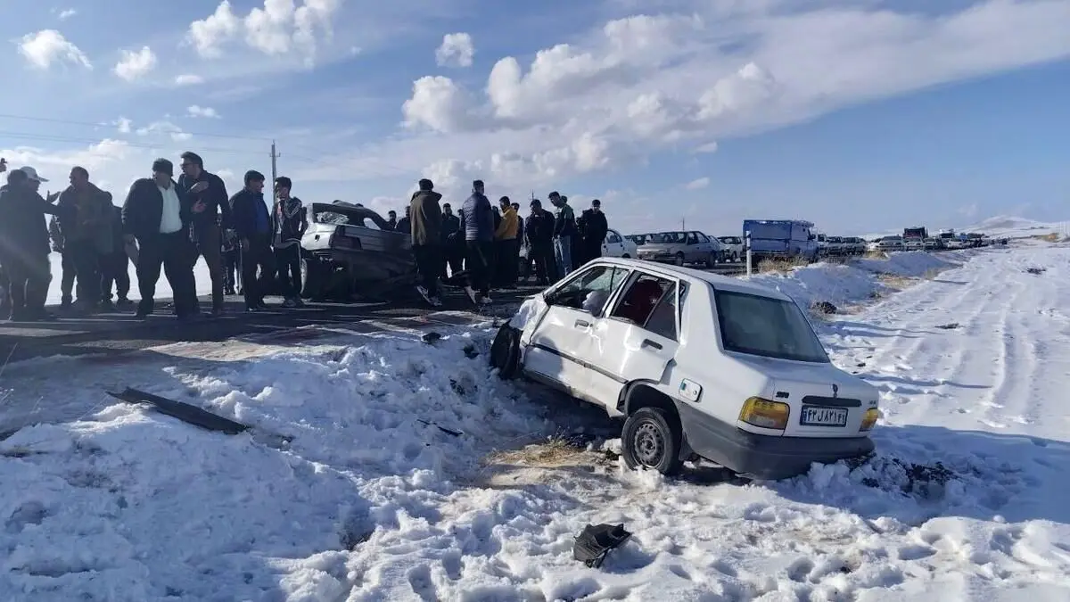 (ویدئو) سانحه رانندگی در دلفان سه کشته بجا گذاشت