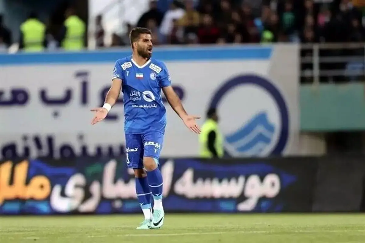 ستاره استقلال بازی با سپاهان را از دست داد
