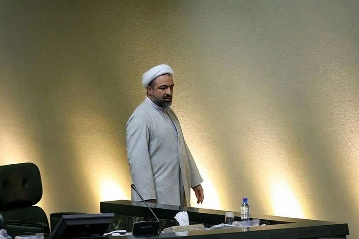 درخواست روزنامه اصولگرا برای برخورد با رسایی؛ آقای نماینده این ادعاها را از کجا میآورید؟