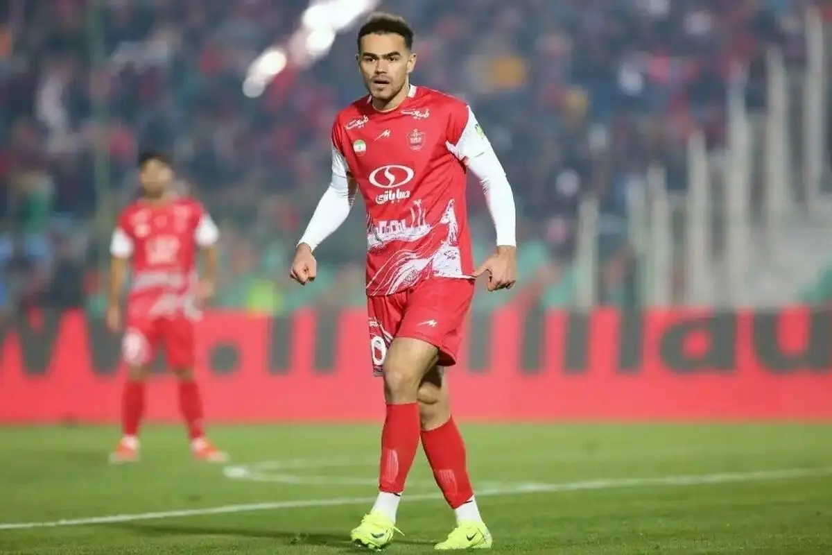 قرارداد اوستون اورونوف با پرسپولیس سکرت ماند