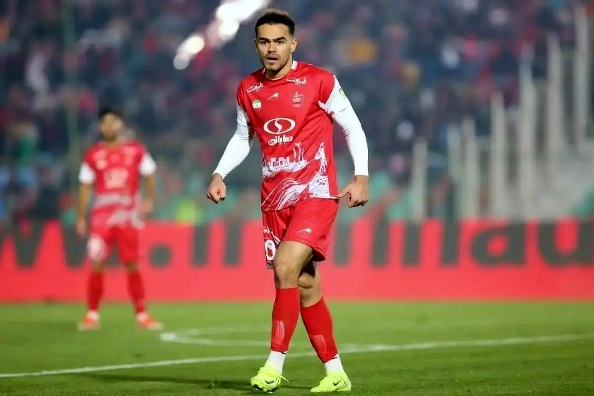 قرارداد اوستون اورونوف با پرسپولیس سکرت ماند