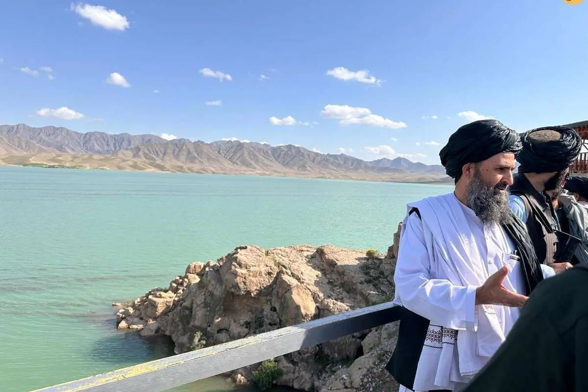 برنامه طالبان «آب فروشی» به ایران است / به علت تحریمها و انزوای سیاسی قدرت فشار بر طالبان را نداریم