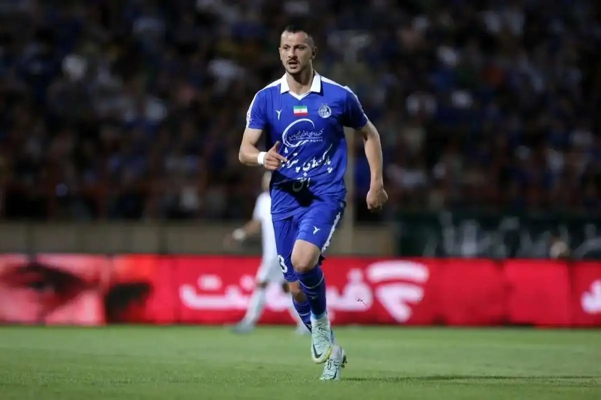 نظر مثبت سرمربی پرسپولیسی به جذب مهاجم استقلال