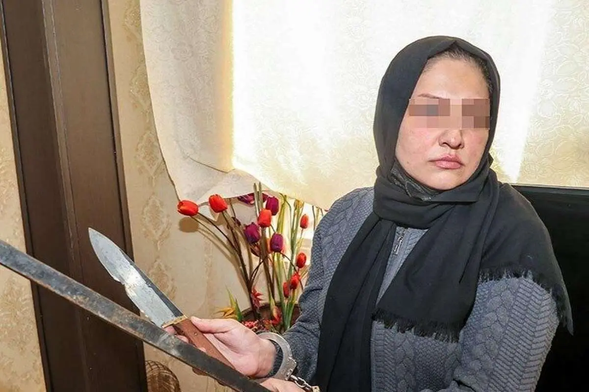 (تصاویر) بازسازی صحنه قتل و قطعهقطعه کردن پدر توسط دخترش