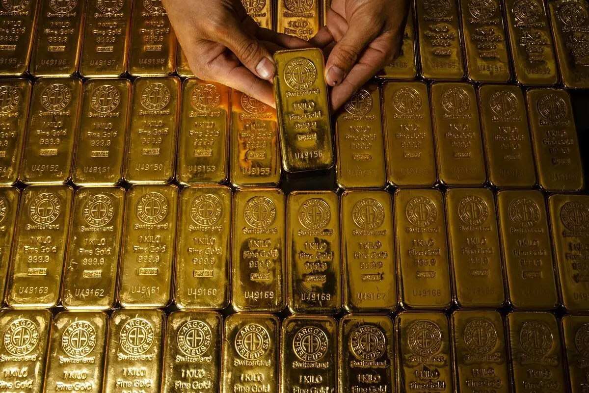 خریداران طلا محتاط شدند؛ در بازار طلا چه خبر است؟