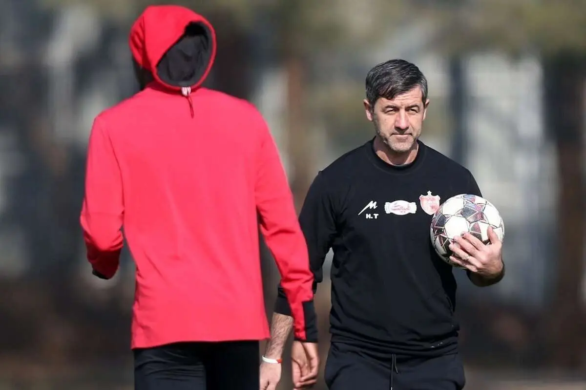 برزخ پرسپولیس و کریم باقری